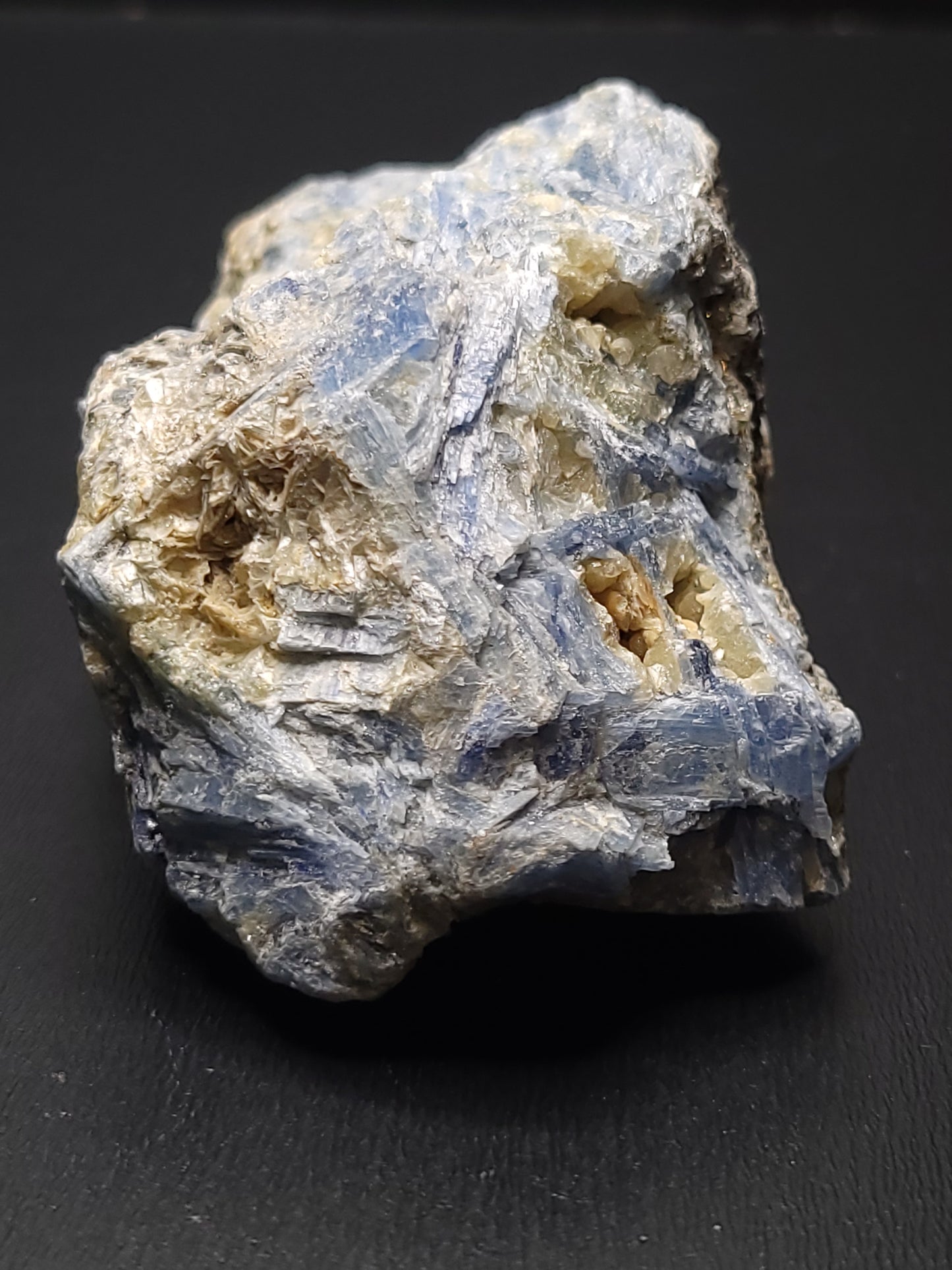 Blue Kyanite