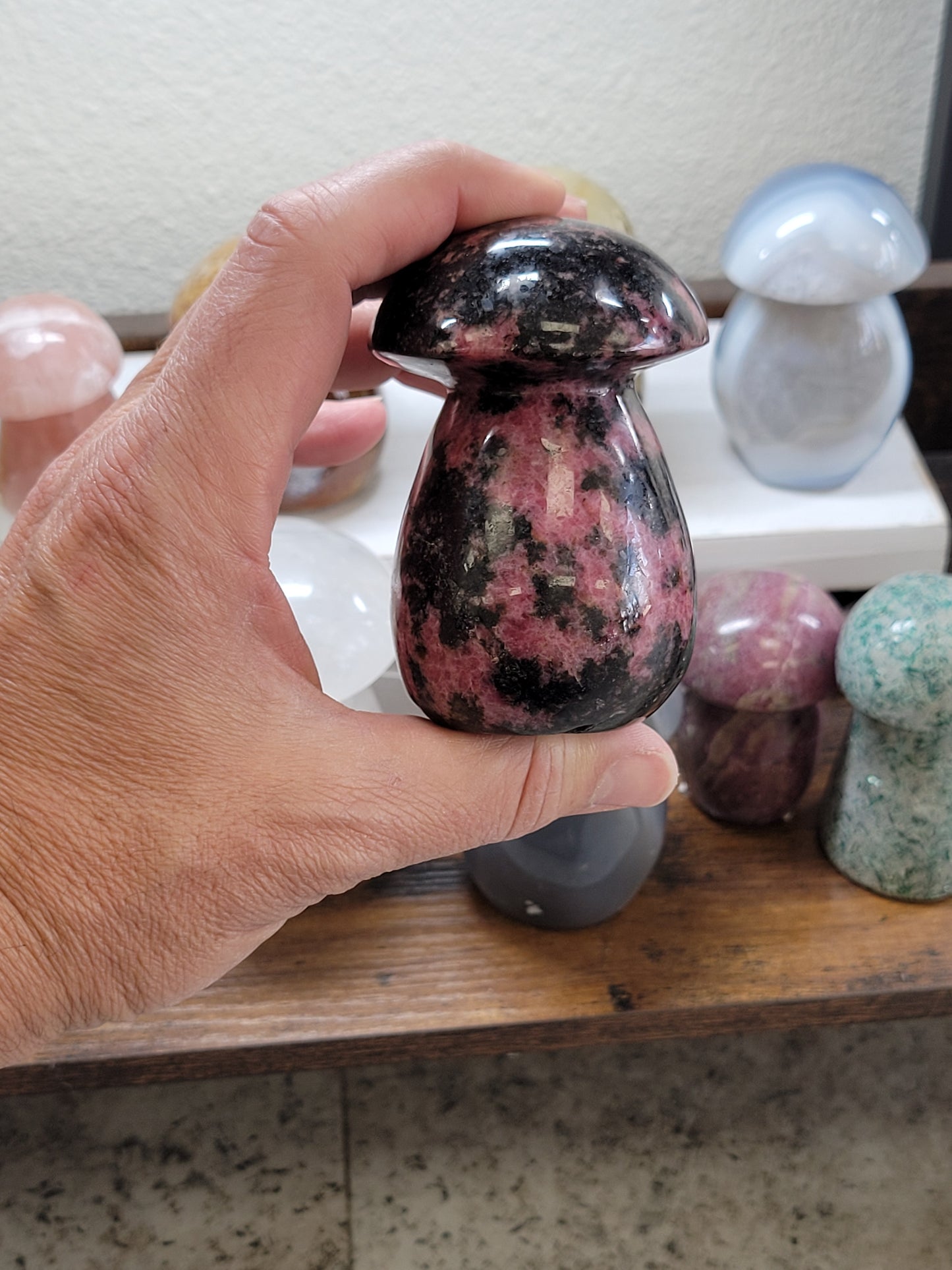 RHODONITE MUSHROOM