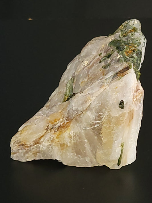 Epidote in Quartz