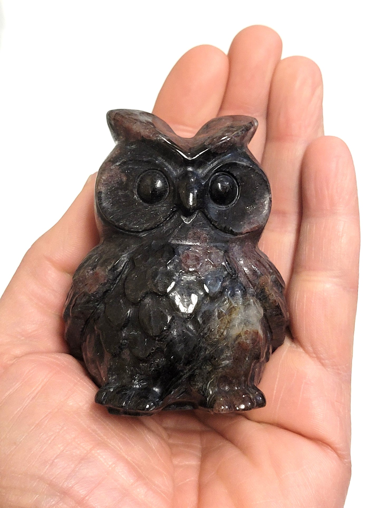 Arfvedsonite and Garnet Owl