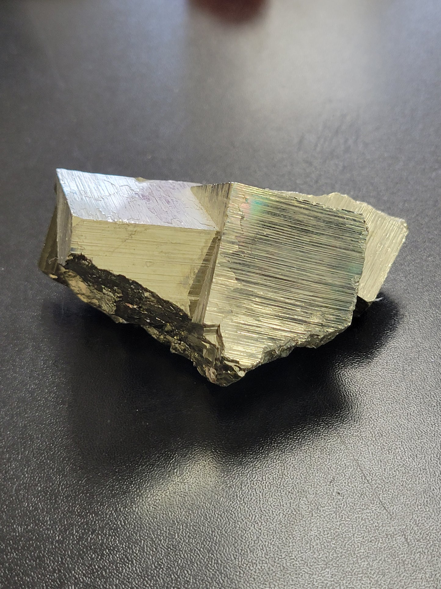 CUBIC PYRITE INTERGROWTH